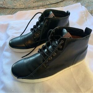 Ben Sherman  Shoes Men Size 8.5 Black Mid Chukka Casual Comfort EUC